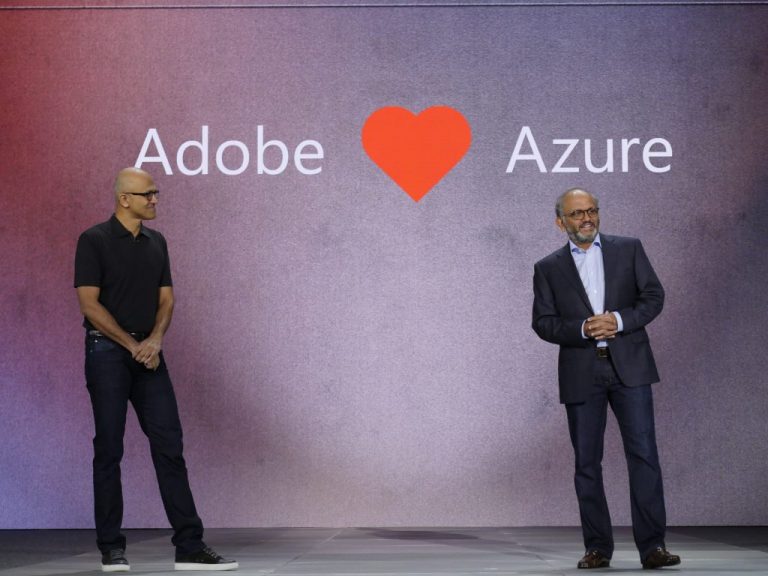 AdobeとAzure