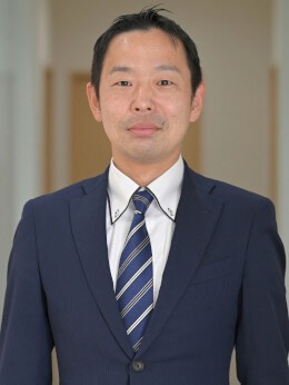 consultant photo m masashi yoshizawa - 知恵を出し合ってチームワークでお客様の最適解を見つける【みずほ信託銀行株式会社 不動産本部】