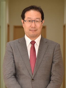 consultant photo m tetsumasa umeda - エンジニアリング、コンサルティング、PM支援の3つを柱に、顧客から絶大な信頼を得るITコンサルティング企業【ウルシステムズ株式会社】