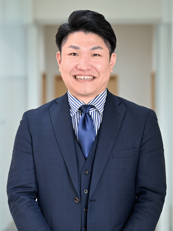お客さまを成功に導く一気通貫のサポート体制【Japan Asset Management ウェルスマネジメント事業部×営業企画部】 企業インタビューゲスト用 600 x 800 px 1 - お客さまを成功に導く一気通貫のサポート体制【Japan Asset Management ウェルスマネジメント事業部×営業企画部】