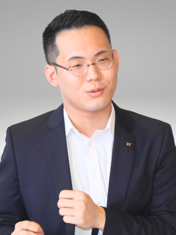 【EY新日本有限責任監査法人 FAAS事業部 FO&DXチーム】アドバイザリー拡大期を支える「会計」×「IT」のプロフェッショナル集団 企業インタビューゲスト用 600 x 800 px 20 - 【EY新日本有限責任監査法人 FAAS事業部 FO&DXチーム】アドバイザリー拡大期を支える「会計」×「IT」のプロフェッショナル集団