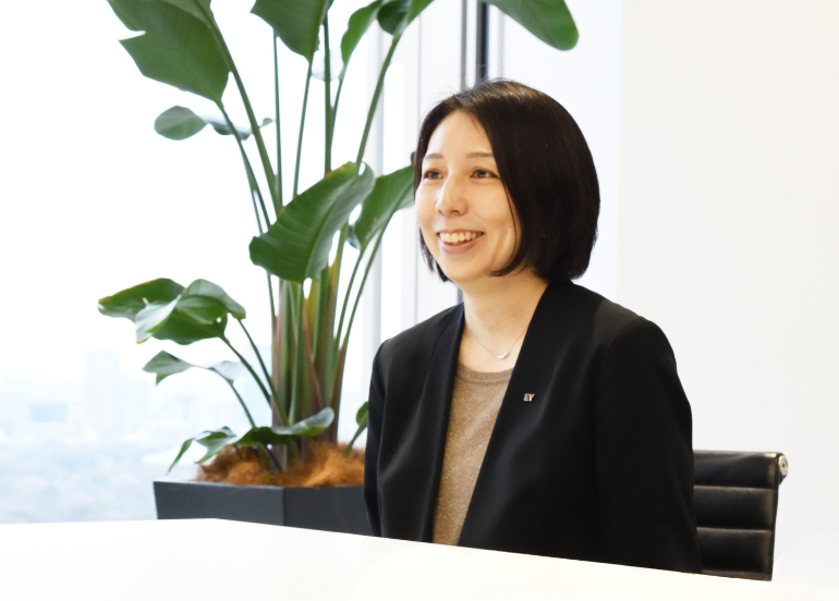 EY新日本有限責任監査法人 シニアマネージャー 池田宇太子様