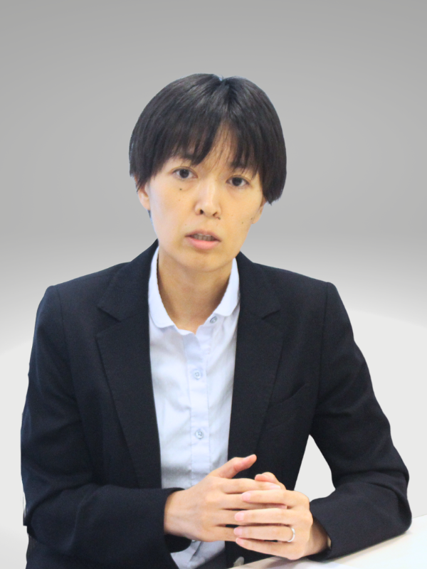 EYストラテジー・アンド・コンサルティング株式会社 インテリジェンス ユニット(Intelligence Unit) シニアマネージャー 小田ゆかり様